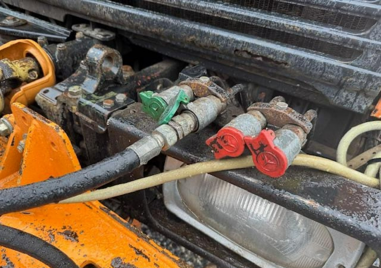Inna Inny Unimog 1400 4X4 Kosiarka bijakowa teleskopowa - Veículo municipal/ Especial: foto 5 Inna Inny Unimog 1400 4X4 Kosiarka bijakowa teleskopowa - Veículo municipal/ Especial: foto 5