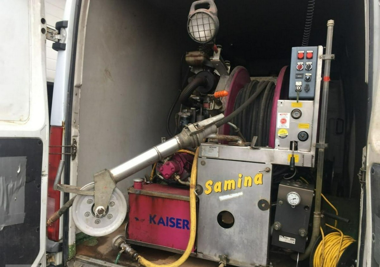 Iveco 35 Urządzenie Kanalizacja Wuko Asenizacyjny Kret - Veículo municipal/ Especial: foto 1 Iveco 35 Urządzenie Kanalizacja Wuko Asenizacyjny Kret - Veículo municipal/ Especial: foto 1