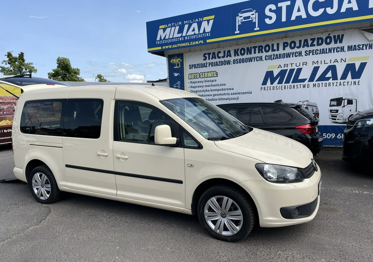 Volkswagen Caddy III Caddy 1.6 TDI dla Niepełnosprawnych inwalida rampa 2015 - Automóvel: foto 4 Volkswagen Caddy III Caddy 1.6 TDI dla Niepełnosprawnych inwalida rampa 2015 - Automóvel: foto 4