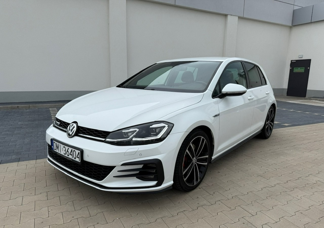 Volkswagen Golf VII GTD 2.0TDI 184KM FullLed Navi Klimatronik ACC Asystenci - Sedan: foto 1 Volkswagen Golf VII GTD 2.0TDI 184KM FullLed Navi Klimatronik ACC Asystenci - Sedan: foto 1
