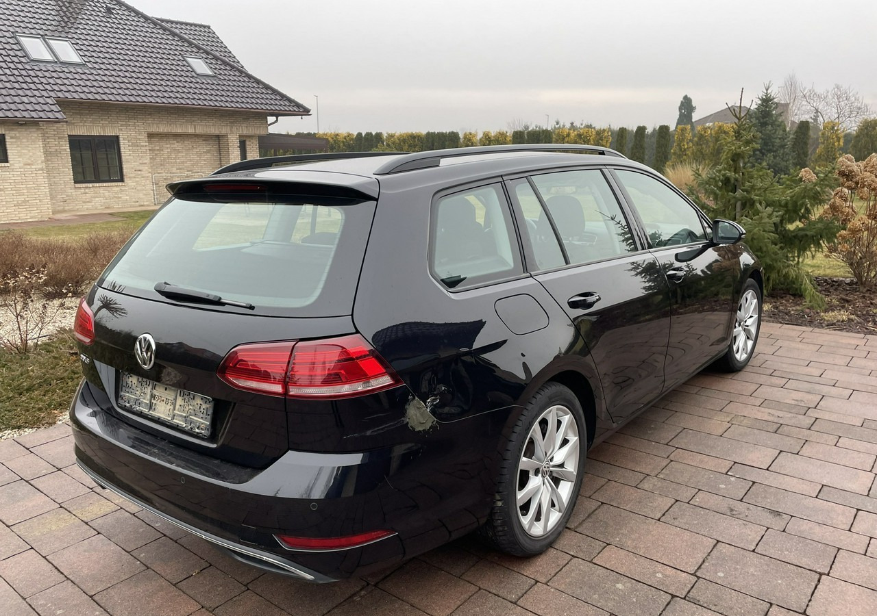 Volkswagen Golf VIII Volkswagen Golf VII 1.0 -115KM TSI 39482km Comfortline Model 2021 - Automóvel: foto 2 Volkswagen Golf VIII Volkswagen Golf VII 1.0 -115KM TSI 39482km Comfortline Model 2021 - Automóvel: foto 2