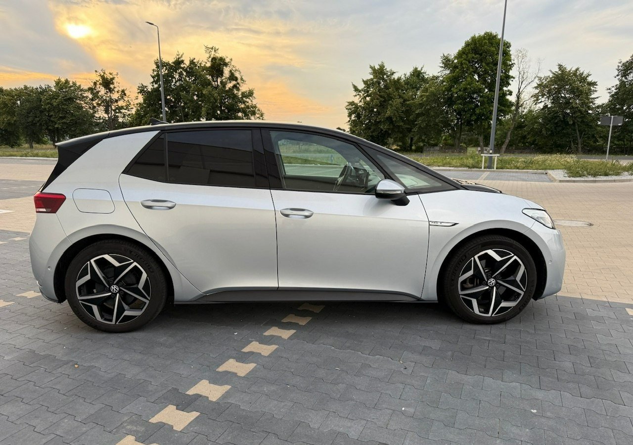 Volkswagen ID.3 ID.3 PRO S. 77kWh 500km zasięgu Faktura VAT 23% Pompa ciepła - Automóvel: foto 3 Volkswagen ID.3 ID.3 PRO S. 77kWh 500km zasięgu Faktura VAT 23% Pompa ciepła - Automóvel: foto 3