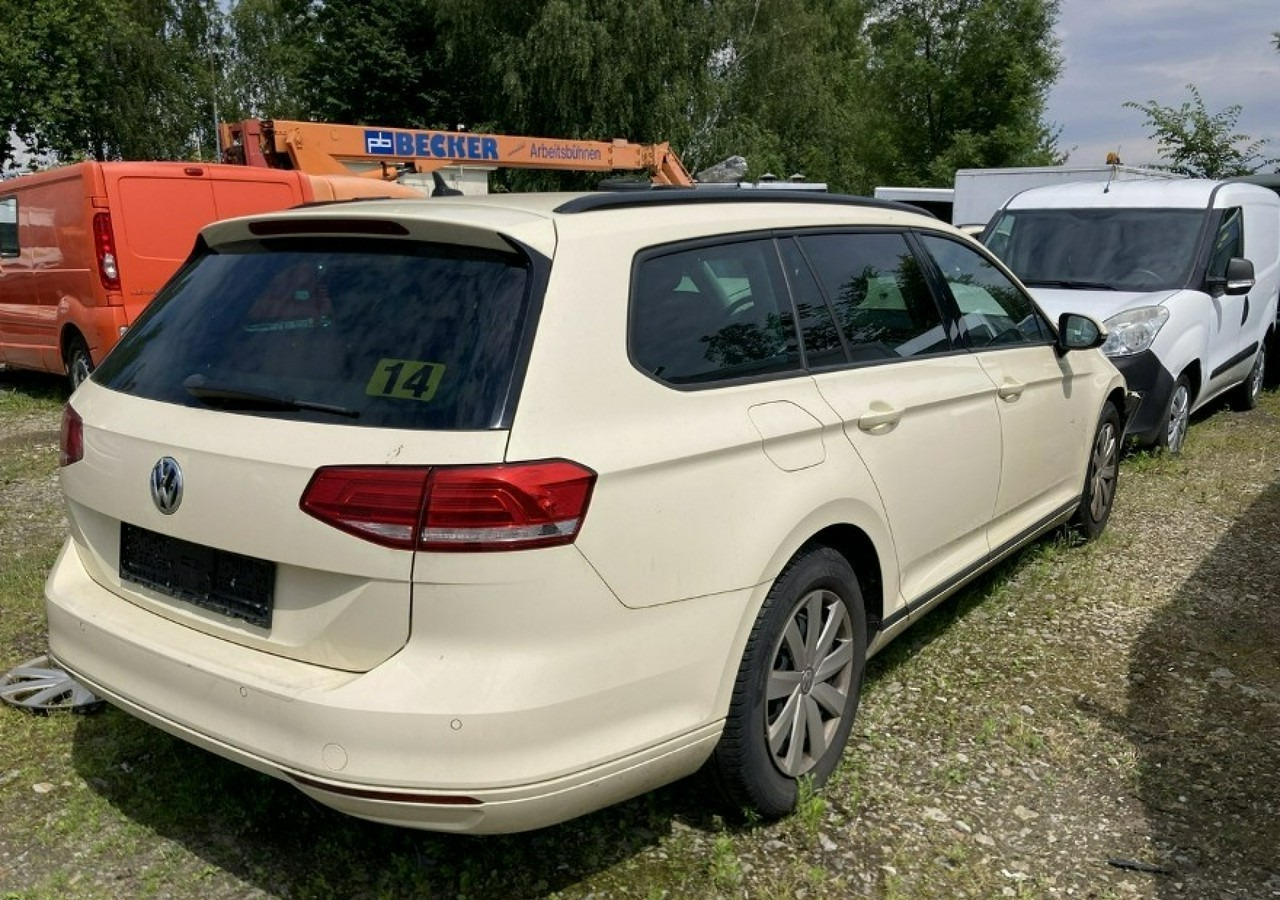 Volkswagen Passat B8 Passat B8 2.0-150KM 2018 - Automóvel: foto 4 Volkswagen Passat B8 Passat B8 2.0-150KM 2018 - Automóvel: foto 4