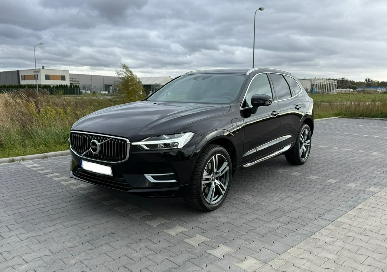 Volvo XC60 II XC60 Recharge Hybryda Plug-in 2.0T8 390KM Inscription Faktura Vat 23 - SUV: foto 1 Volvo XC60 II XC60 Recharge Hybryda Plug-in 2.0T8 390KM Inscription Faktura Vat 23 - SUV: foto 1