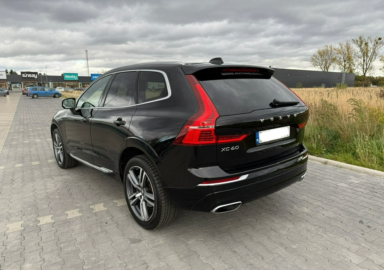 Volvo XC60 II XC60 Recharge Hybryda Plug-in 2.0T8 390KM Inscription Faktura Vat 23 - SUV: foto 4 Volvo XC60 II XC60 Recharge Hybryda Plug-in 2.0T8 390KM Inscription Faktura Vat 23 - SUV: foto 4