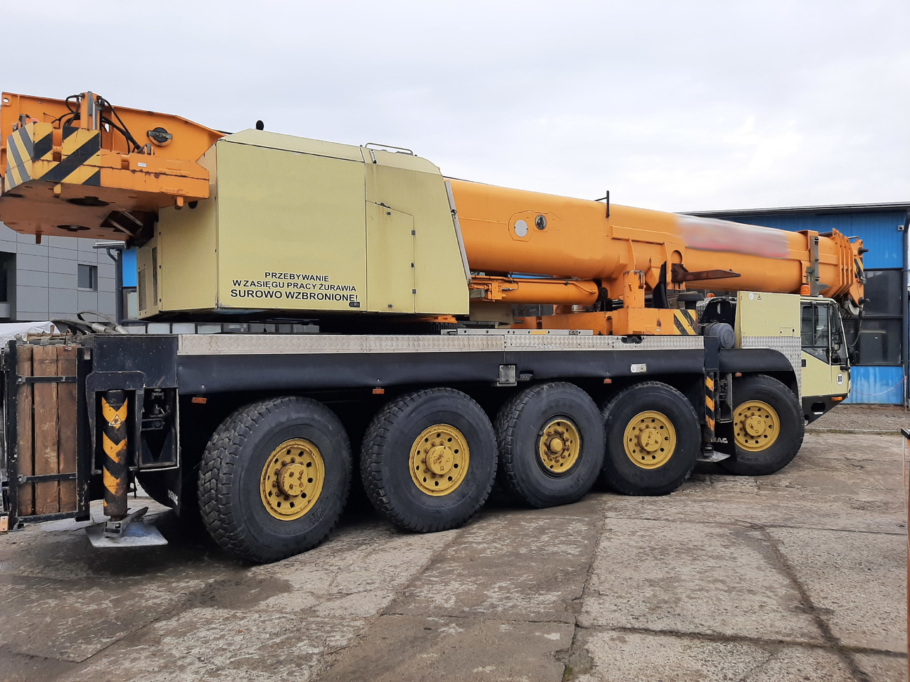 TEREX DEMAG AC100 - Grua móvel: foto 1 TEREX DEMAG AC100 - Grua móvel: foto 1