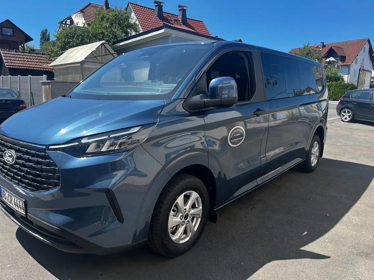Ford Tourneo Custom 320 L2 Tourneo Trend FWD - Minibus, Furgão de passageiros: foto 1 Ford Tourneo Custom 320 L2 Tourneo Trend FWD - Minibus, Furgão de passageiros: foto 1