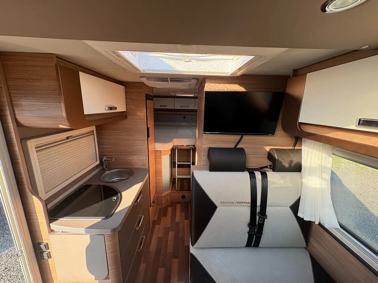 Autocaravana perfilada novo Weinsberg CaraCompact 600 MEG PEPPER: foto 17