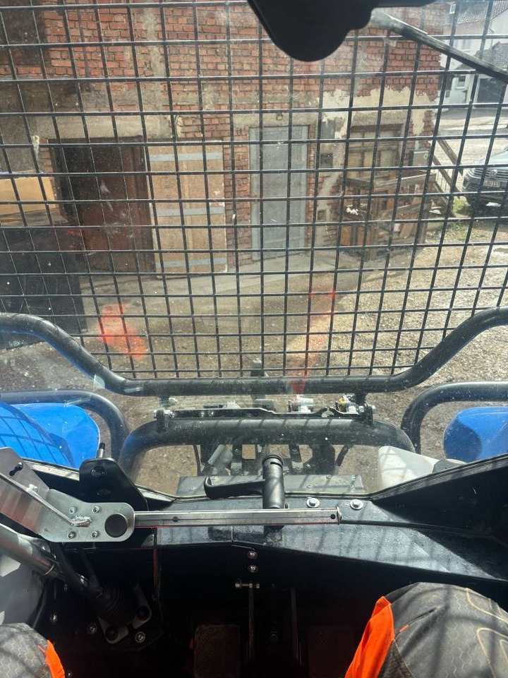 Trator florestal New Holland T5.110 AutoCommand: foto 10
