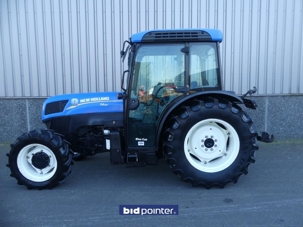 2012 New Holland T4.95F - Trator: foto 2 2012 New Holland T4.95F - Trator: foto 2