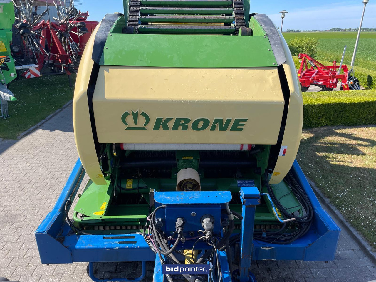 Krone Comprima F 155 XC - Enfardadeira de fardos redondos: foto 2 Krone Comprima F 155 XC - Enfardadeira de fardos redondos: foto 2