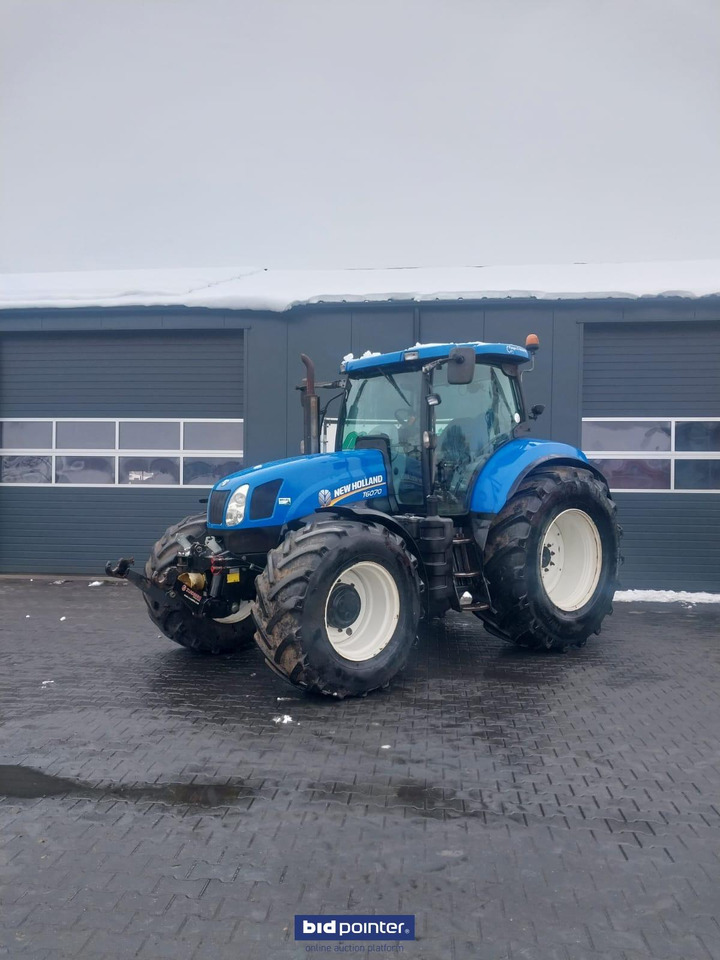 New Holland 6070 - Trator: foto 1 New Holland 6070 - Trator: foto 1