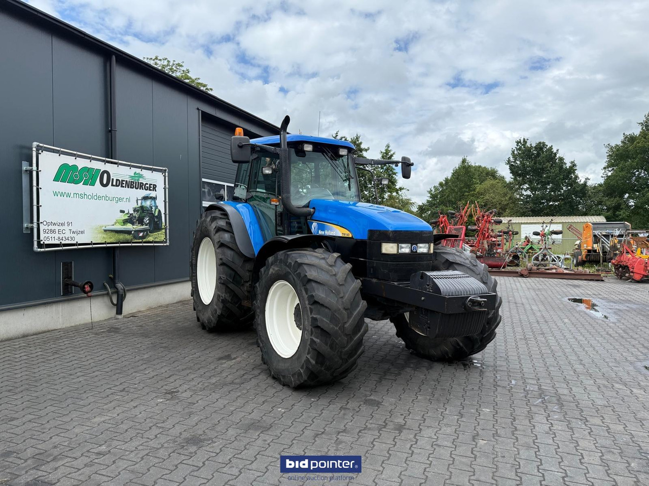 New Holland TM 140 - Trator: foto 3 New Holland TM 140 - Trator: foto 3