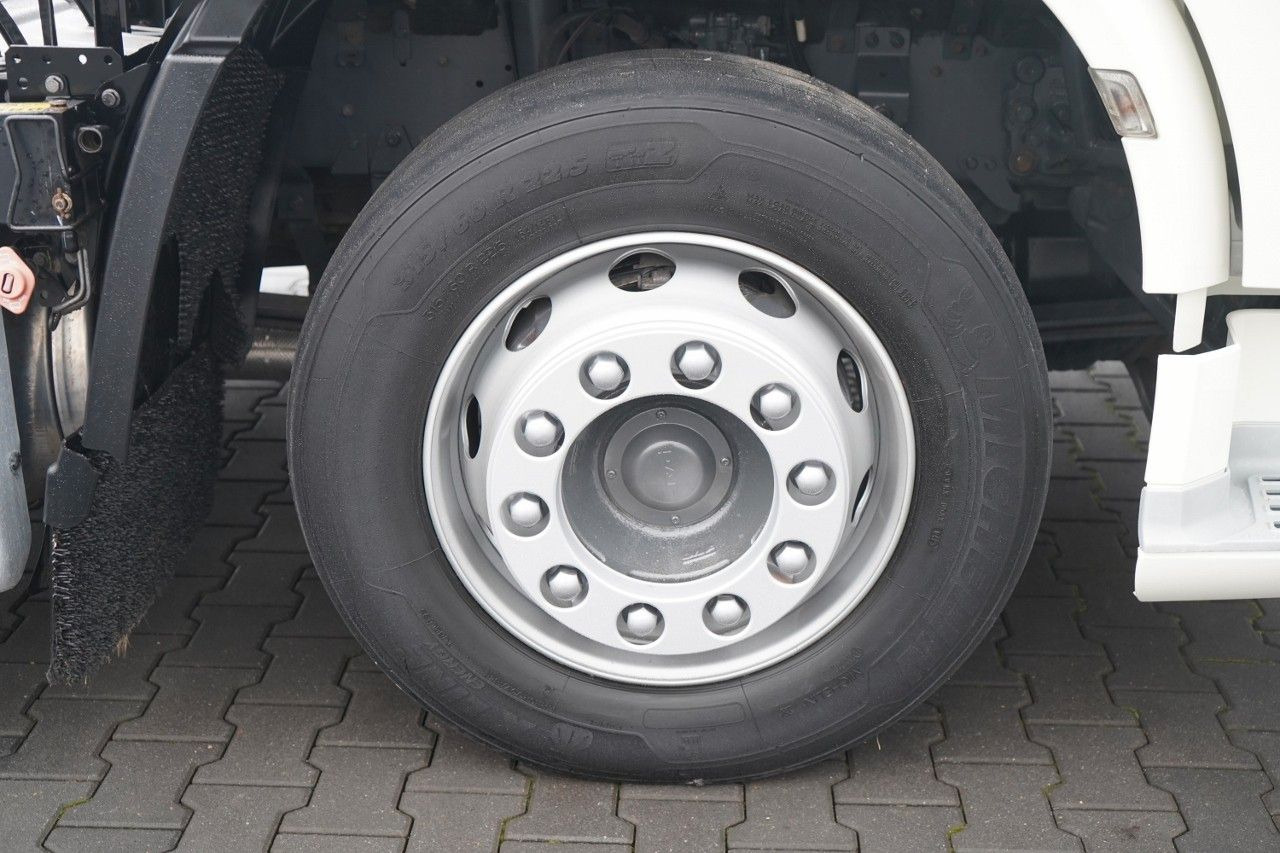 Camião transporte de veículos DAF XF 480 / LORA / LOHR / 16,5 M / 4 DOSTAWCZAKI /: foto 18 Camião transporte de veículos DAF XF 480 / LORA / LOHR / 16,5 M / 4 DOSTAWCZAKI /: foto 18