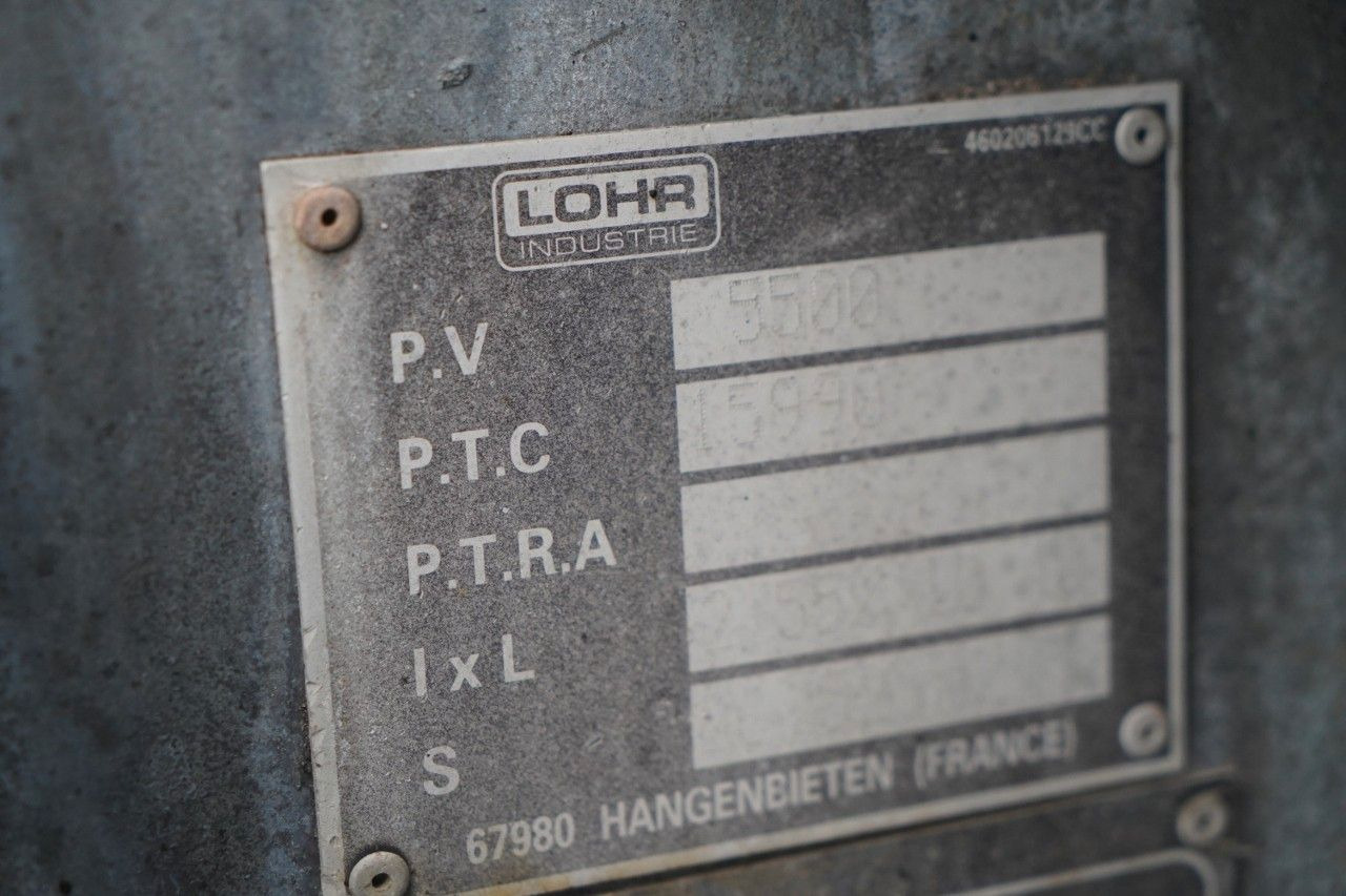 Camião transporte de veículos DAF XF 480 / LORA / LOHR / 16,5 M / 4 DOSTAWCZAKI /: foto 38 Camião transporte de veículos DAF XF 480 / LORA / LOHR / 16,5 M / 4 DOSTAWCZAKI /: foto 38