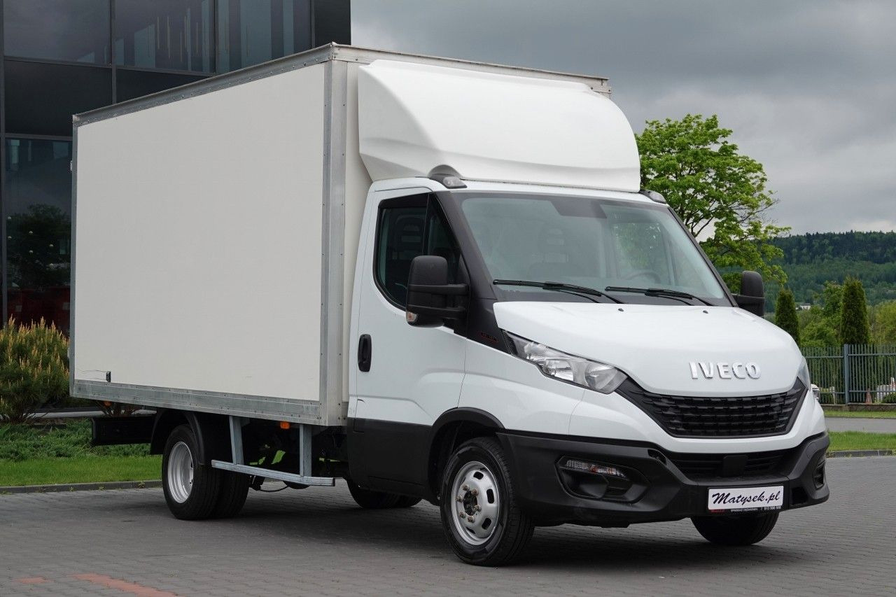 Iveco DAILY 3,0 D / KONTENER / 2020 ROK /BLIŹNIAK / SP - Carrinha frigorífica: foto 1 Iveco DAILY 3,0 D / KONTENER / 2020 ROK /BLIŹNIAK / SP - Carrinha frigorífica: foto 1