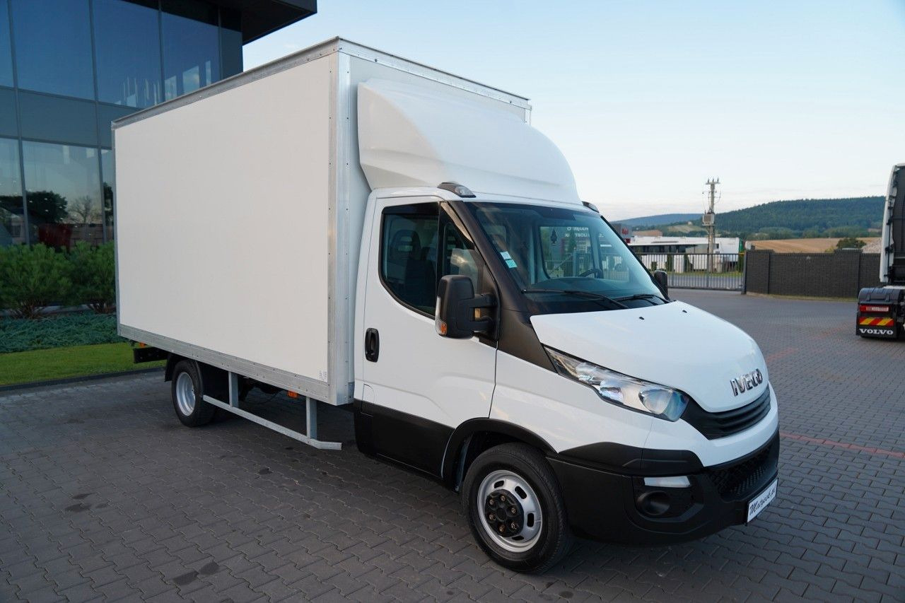 Iveco DAILY 35-140 / KONTENER / BLIŹNIAK / MANUAL / RO - Carrinha frigorífica: foto 2 Iveco DAILY 35-140 / KONTENER / BLIŹNIAK / MANUAL / RO - Carrinha frigorífica: foto 2