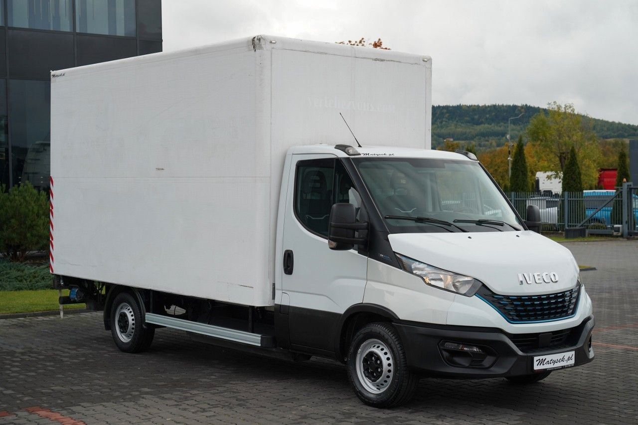 Iveco DAILY 35-NP / CNG / KONTENER / MANUAL / WINDA PA - Carrinha frigorífica: foto 2 Iveco DAILY 35-NP / CNG / KONTENER / MANUAL / WINDA PA - Carrinha frigorífica: foto 2