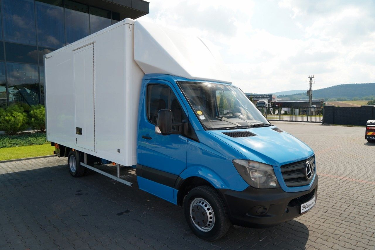 Iveco SPRINTER / KONTENER / BLIŹNIAK / WINDA DHOLLANDI - Carrinha frigorífica: foto 2 Iveco SPRINTER / KONTENER / BLIŹNIAK / WINDA DHOLLANDI - Carrinha frigorífica: foto 2