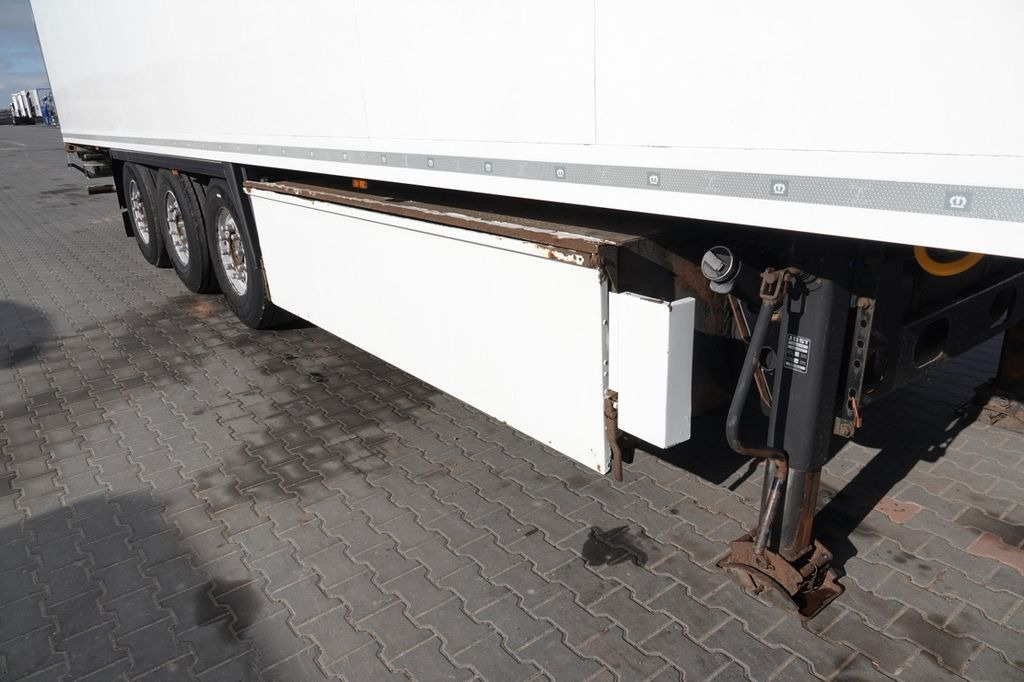 Krone CHŁODNIA / THERMO KING SLX 300 / DOPPELSTOCK Krone CHŁODNIA / THERMO KING SLX 300 / DOPPELSTOCK - Semi-reboque frigorífico: foto 5 Krone CHŁODNIA / THERMO KING SLX 300 / DOPPELSTOCK Krone CHŁODNIA / THERMO KING SLX 300 / DOPPELSTOCK - Semi-reboque frigorífico: foto 5