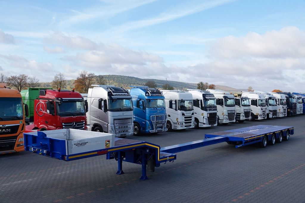 Nooteboom NISKOPODWOZIE / ROZCIĄGANA / 4 OSIOWA / OSIE SKR Nooteboom NISKOPODWOZIE / ROZCIĄGANA / 4 OSIOWA / OSIE SKR - Semi-reboque baixa: foto 1 Nooteboom NISKOPODWOZIE / ROZCIĄGANA / 4 OSIOWA / OSIE SKR Nooteboom NISKOPODWOZIE / ROZCIĄGANA / 4 OSIOWA / OSIE SKR - Semi-reboque baixa: foto 1