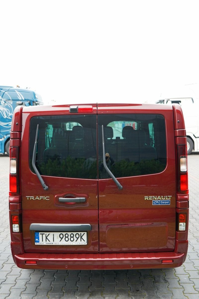 Furgão de passageiros Renault TRAFIC III / BUS / 9 MIEJSC / 2022 ROK / PIERWSZ: foto 11 Furgão de passageiros Renault TRAFIC III / BUS / 9 MIEJSC / 2022 ROK / PIERWSZ: foto 11