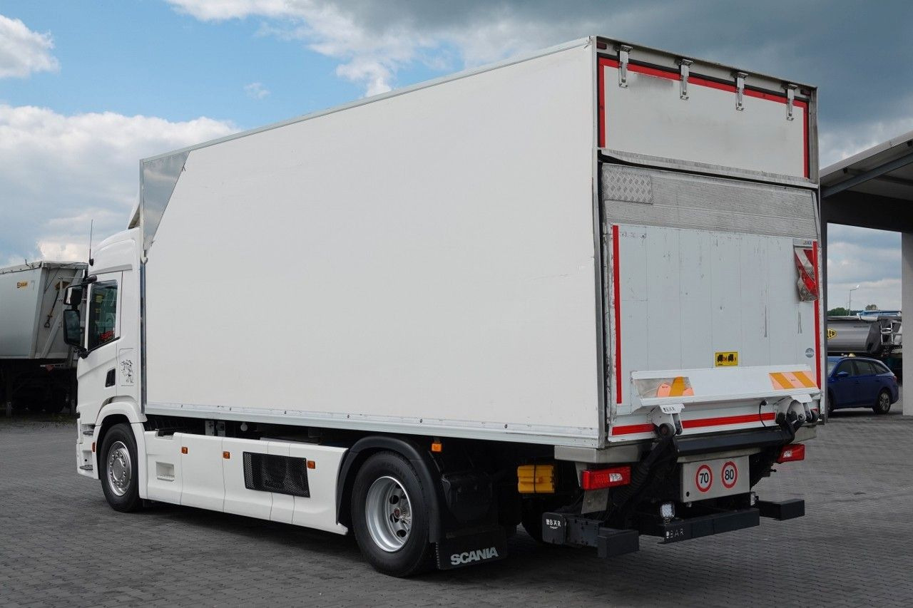 Scania P 280 / 4x2 / CHŁODNIA -6,2 M / AGREGAT FRIGO BL - Camião furgão: foto 3 Scania P 280 / 4x2 / CHŁODNIA -6,2 M / AGREGAT FRIGO BL - Camião furgão: foto 3