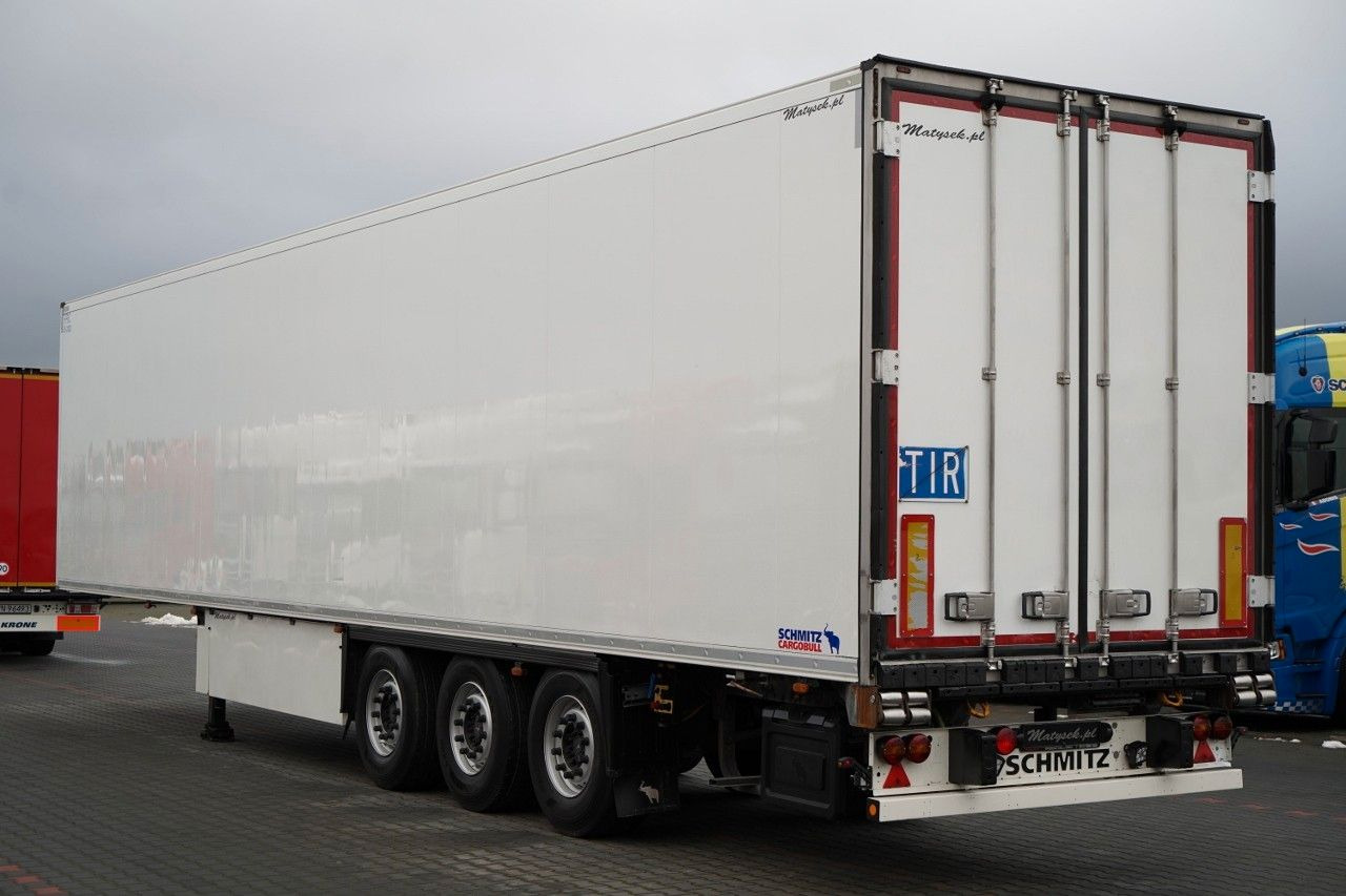 Schmitz Cargobull CHŁODNIA / THERMO KING / HAKÓWKA / OŚ PODNOSZO - Semi-reboque frigorífico: foto 4 Schmitz Cargobull CHŁODNIA / THERMO KING / HAKÓWKA / OŚ PODNOSZO - Semi-reboque frigorífico: foto 4