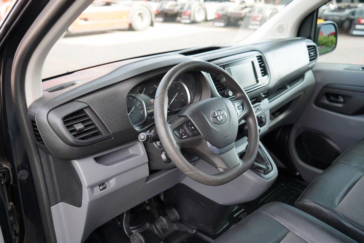 Furgão compacto Toyota PROACE / FURGON / BLASZAK / 2.0 D / ZABUDOWA: foto 12 Furgão compacto Toyota PROACE / FURGON / BLASZAK / 2.0 D / ZABUDOWA: foto 12