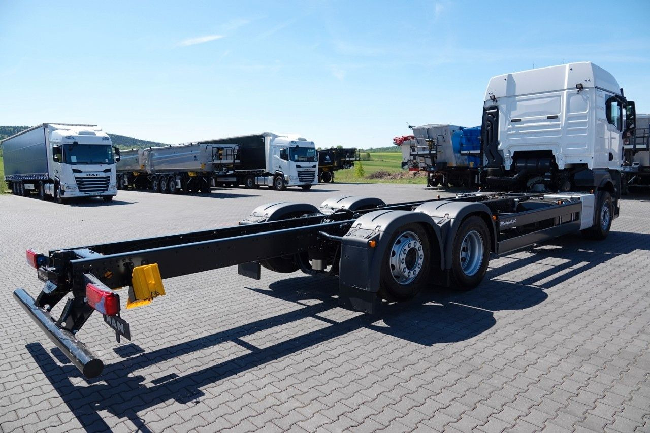 MAN TGX 26.520 / 6x2 / RAMA DŁ. 9,1M / OŚ PODNOSZONA - Tractor: foto 3 MAN TGX 26.520 / 6x2 / RAMA DŁ. 9,1M / OŚ PODNOSZONA - Tractor: foto 3