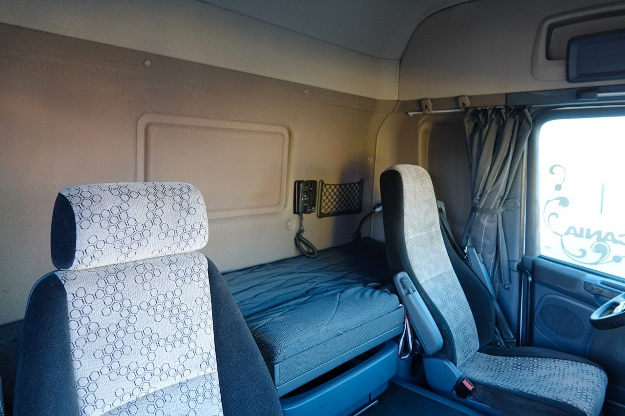 Tractor Scania G 490 / RETARDER / HIGHLINE / ALUFELGI / SPROWA Scania G 490 / RETARDER / HIGHLINE / ALUFELGI / SPROWA: foto 17 Tractor Scania G 490 / RETARDER / HIGHLINE / ALUFELGI / SPROWA Scania G 490 / RETARDER / HIGHLINE / ALUFELGI / SPROWA: foto 17