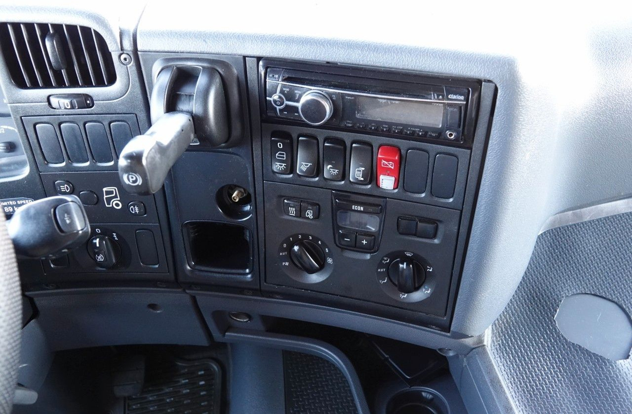 Tractor Scania G 490 / RETARDER / HIGHLINE / ALUFELGI / SPROWA Scania G 490 / RETARDER / HIGHLINE / ALUFELGI / SPROWA: foto 15 Tractor Scania G 490 / RETARDER / HIGHLINE / ALUFELGI / SPROWA Scania G 490 / RETARDER / HIGHLINE / ALUFELGI / SPROWA: foto 15