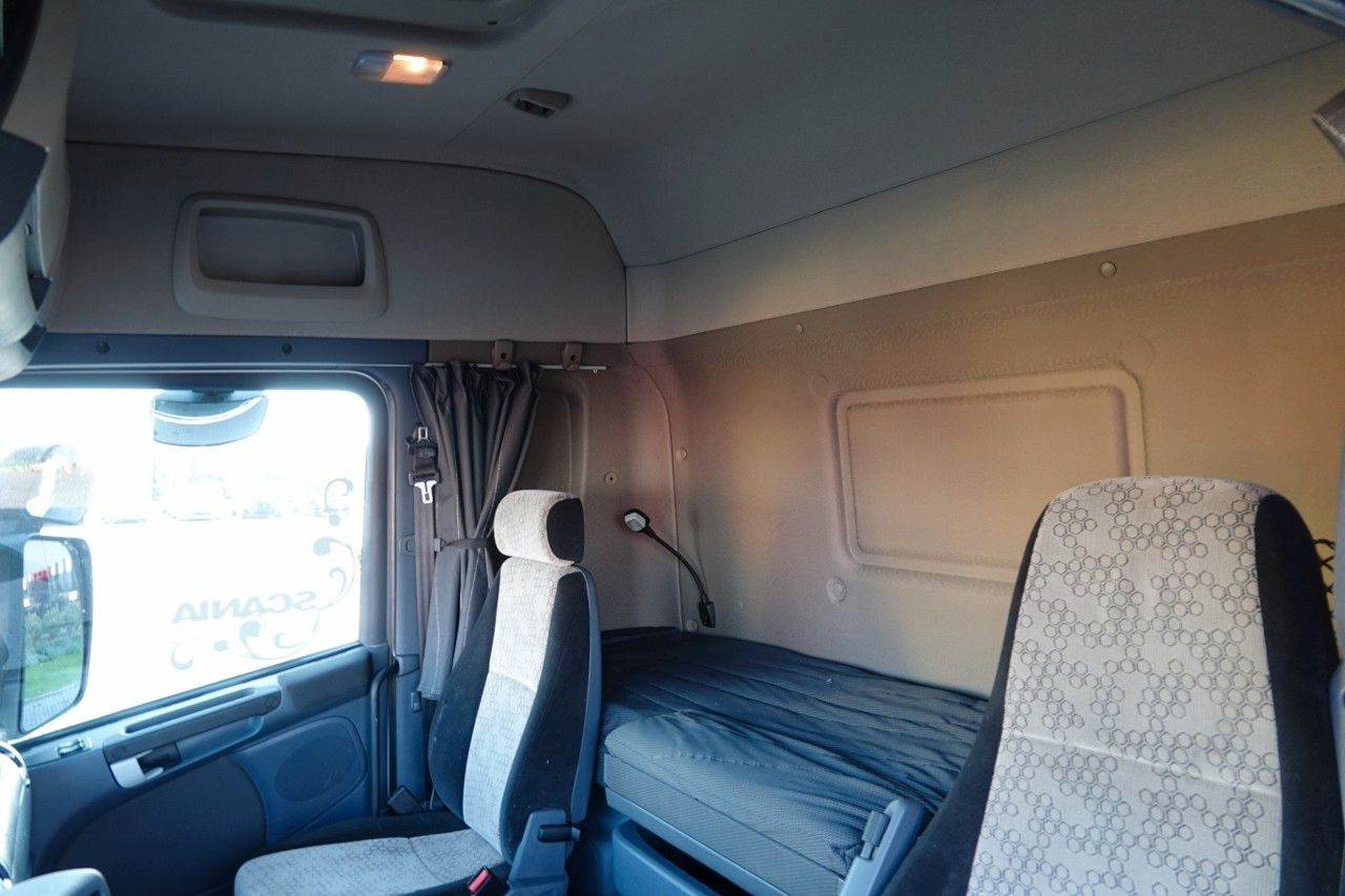 Tractor Scania G 490 / RETARDER / HIGHLINE / ALUFELGI / SPROWA Scania G 490 / RETARDER / HIGHLINE / ALUFELGI / SPROWA: foto 12 Tractor Scania G 490 / RETARDER / HIGHLINE / ALUFELGI / SPROWA Scania G 490 / RETARDER / HIGHLINE / ALUFELGI / SPROWA: foto 12