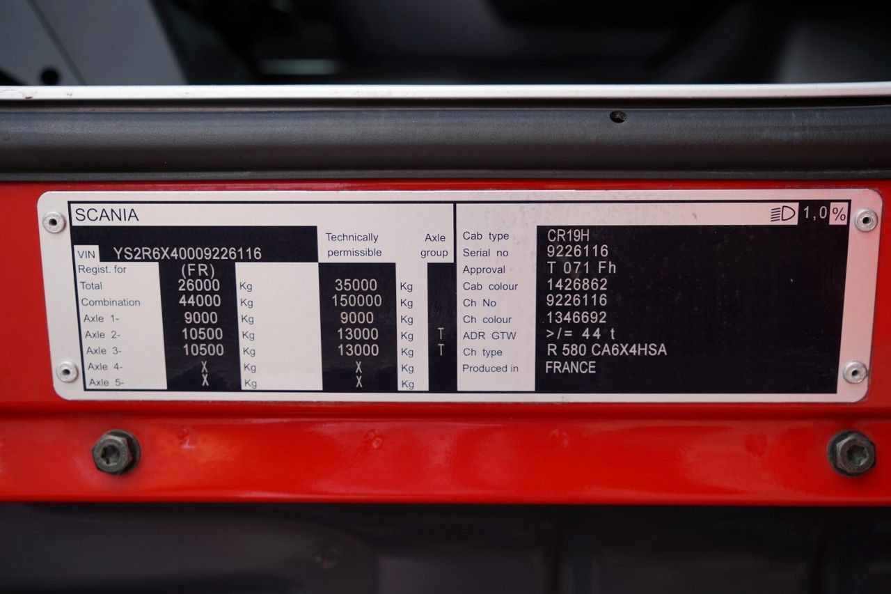 Locação financeira de  Scania R 580 / V8 / 6x4 / DMC: 150.000 KG / RETARDER / Scania R 580 / V8 / 6x4 / DMC: 150.000 KG / RETARDER /: foto 18