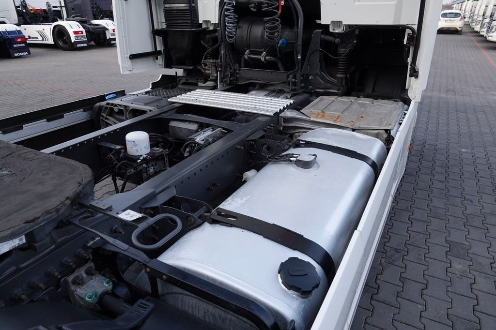 Tractor Volvo FH 460 / NISKA KABINA / 2018 YEAR / SPROWADZONY: foto 10