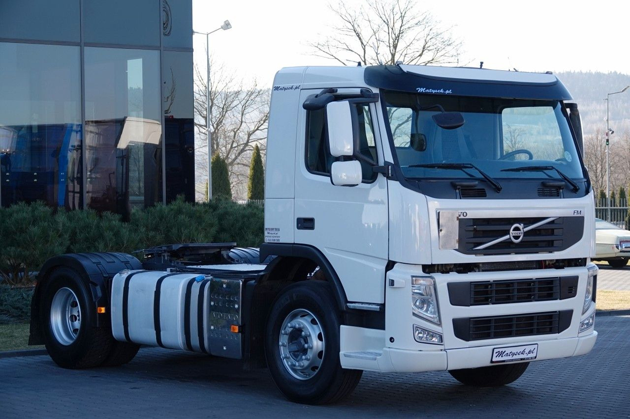 Volvo FM 380 / PEŁNY ADR / DZIENNA NISKA KABINA / EURO - Tractor: foto 2 Volvo FM 380 / PEŁNY ADR / DZIENNA NISKA KABINA / EURO - Tractor: foto 2