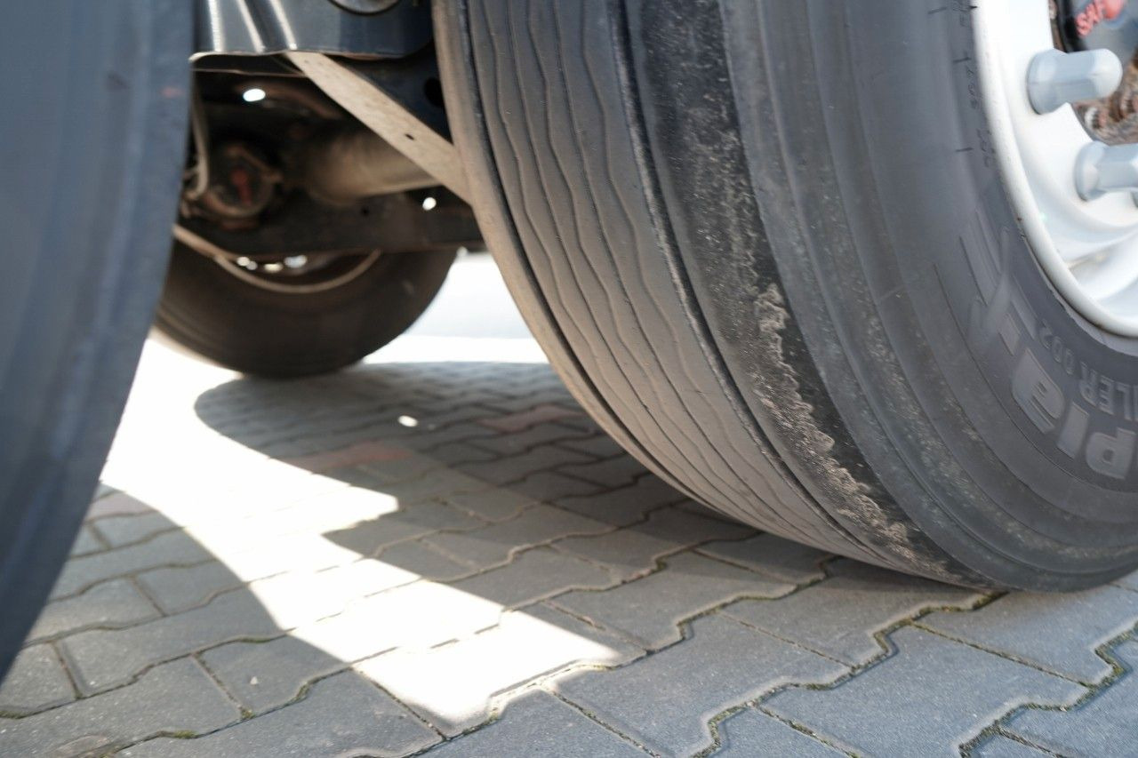 Semi-reboque de lona Wielton FIRANKA / STANDARD / OŚ PODNOSZONA / DACH PODNO: foto 23