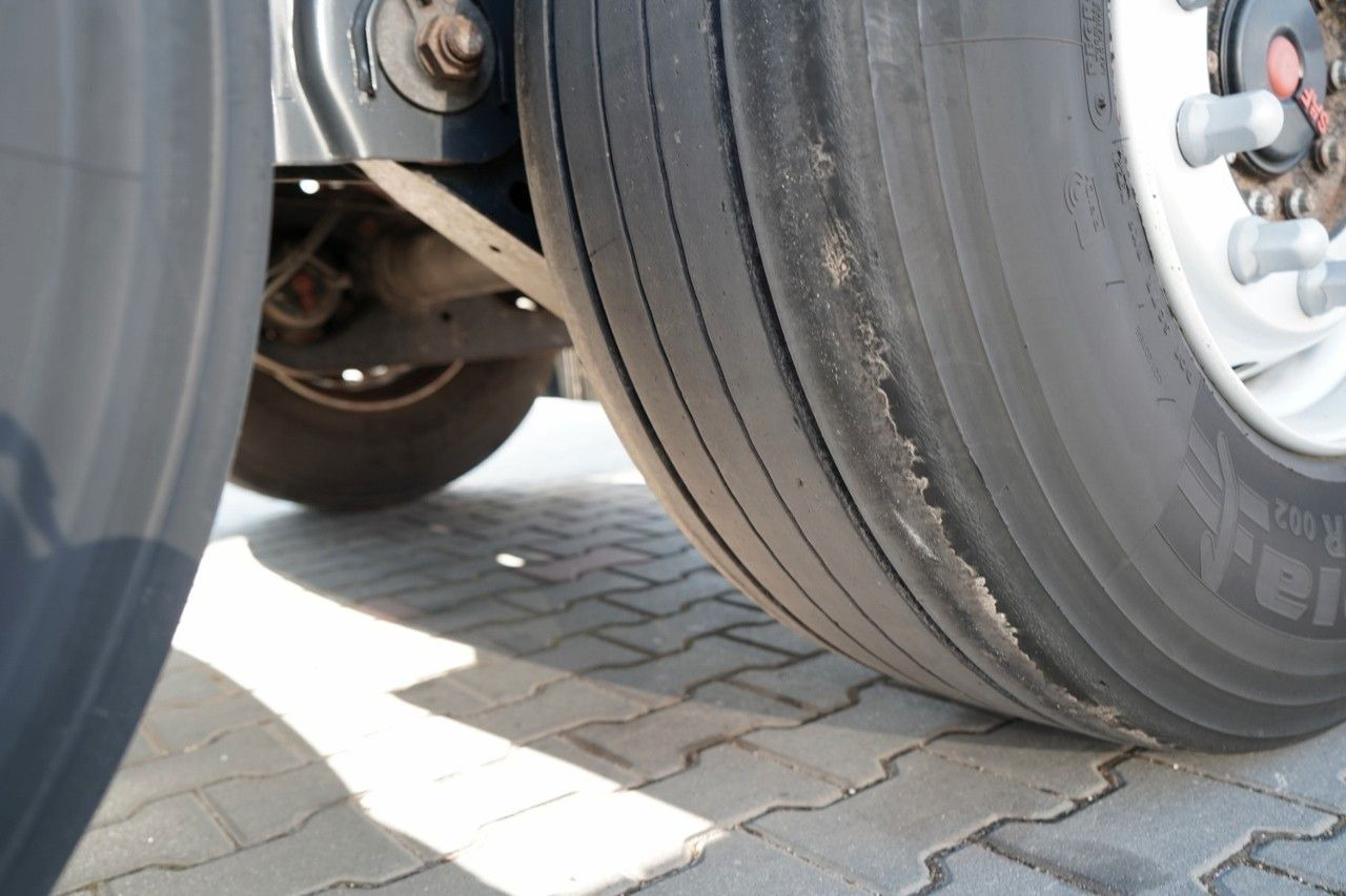 Semi-reboque de lona Wielton FIRANKA / STANDARD / OŚ PODNOSZONA / DACH PODNO: foto 24