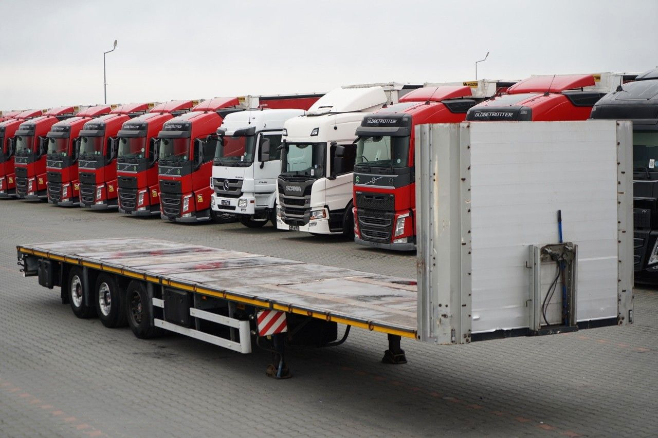 ZASŁAW PLATFORMA NISKOPODWOZIOWA + HAKI PODKONTENERY - Semi-reboque plataforma/ Caixa aberta: foto 1 ZASŁAW PLATFORMA NISKOPODWOZIOWA + HAKI PODKONTENERY - Semi-reboque plataforma/ Caixa aberta: foto 1