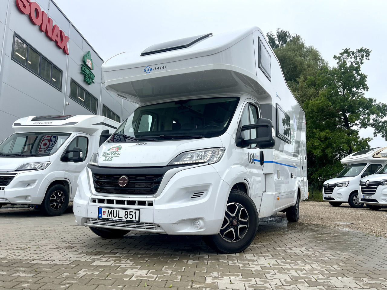SUN LIVING A 70DK - Autocaravana capucine: foto 1 SUN LIVING A 70DK - Autocaravana capucine: foto 1