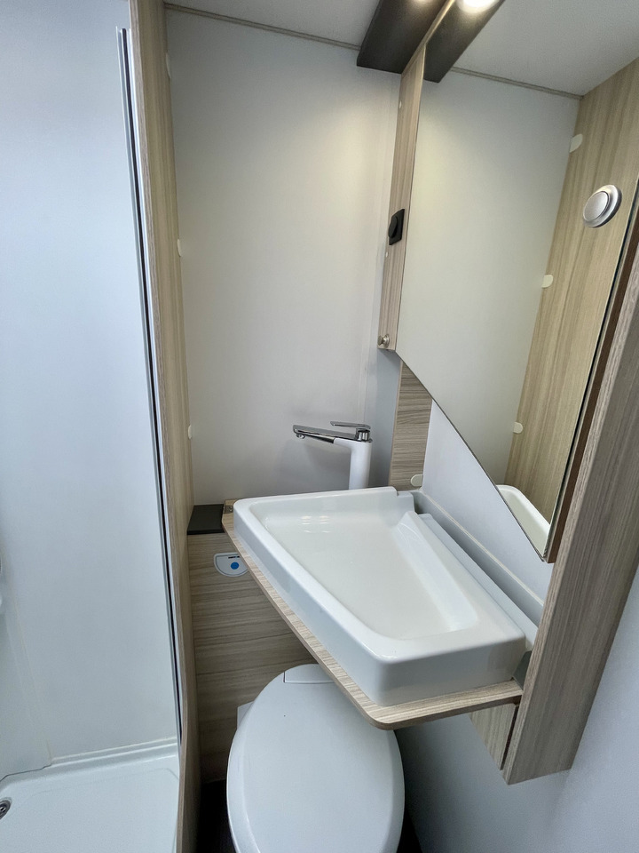Autocaravana capucine SUN LIVING A 70DK: foto 13