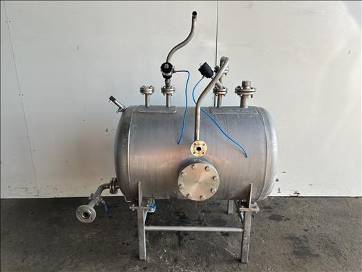 NNP 300L 300L holding vessel - Equipamento de processamento de alimentos: foto 1 NNP 300L 300L holding vessel - Equipamento de processamento de alimentos: foto 1