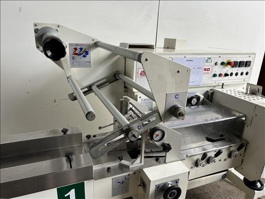 Máquina de embalagem Record Panda1000 Flow wrapper: foto 8