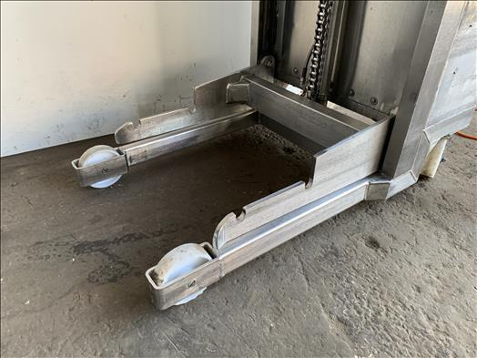 Syspal Tote bin lifter - Equipamento de processamento de alimentos: foto 3 Syspal Tote bin lifter - Equipamento de processamento de alimentos: foto 3