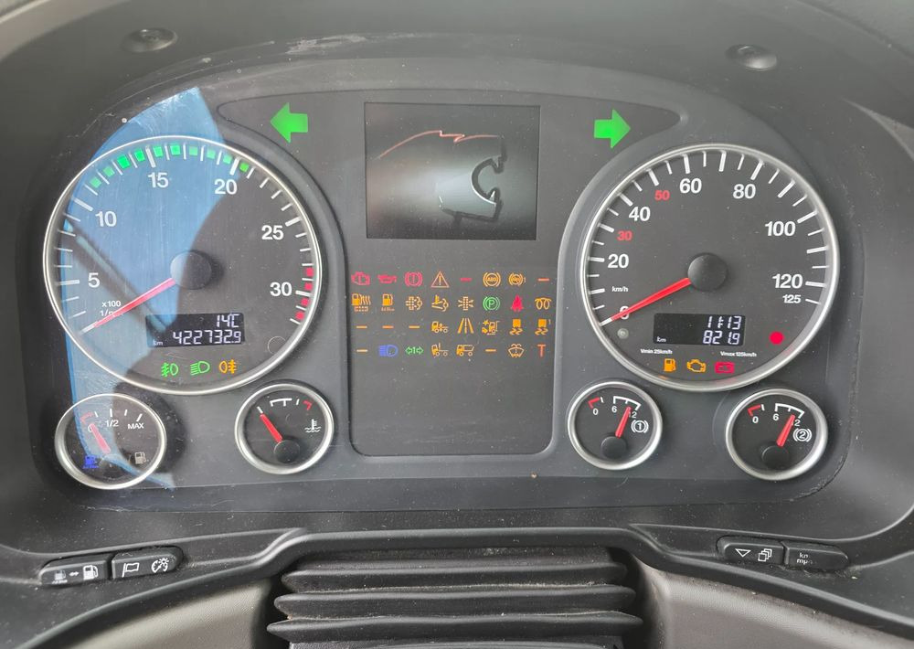 MAN TGM 15.250 /18.250 /FIRANKA / RAMA DO ZABUDOWY / WYWROTKA / HAKOWIEC / MANUALNA - Camião de lona: foto 5 MAN TGM 15.250 /18.250 /FIRANKA / RAMA DO ZABUDOWY / WYWROTKA / HAKOWIEC / MANUALNA - Camião de lona: foto 5