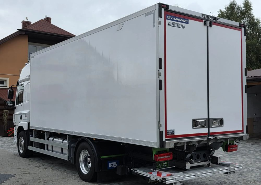 DAF CF 410 / E6 / ACC / CHŁODNIA + WINDA/ 16 PALET / MULTITEMPERATURA / 2021ROK / RETARDER / SPROWADZONY / JAK NOWA - Camião frigorífico: foto 3 DAF CF 410 / E6 / ACC / CHŁODNIA + WINDA/ 16 PALET / MULTITEMPERATURA / 2021ROK / RETARDER / SPROWADZONY / JAK NOWA - Camião frigorífico: foto 3