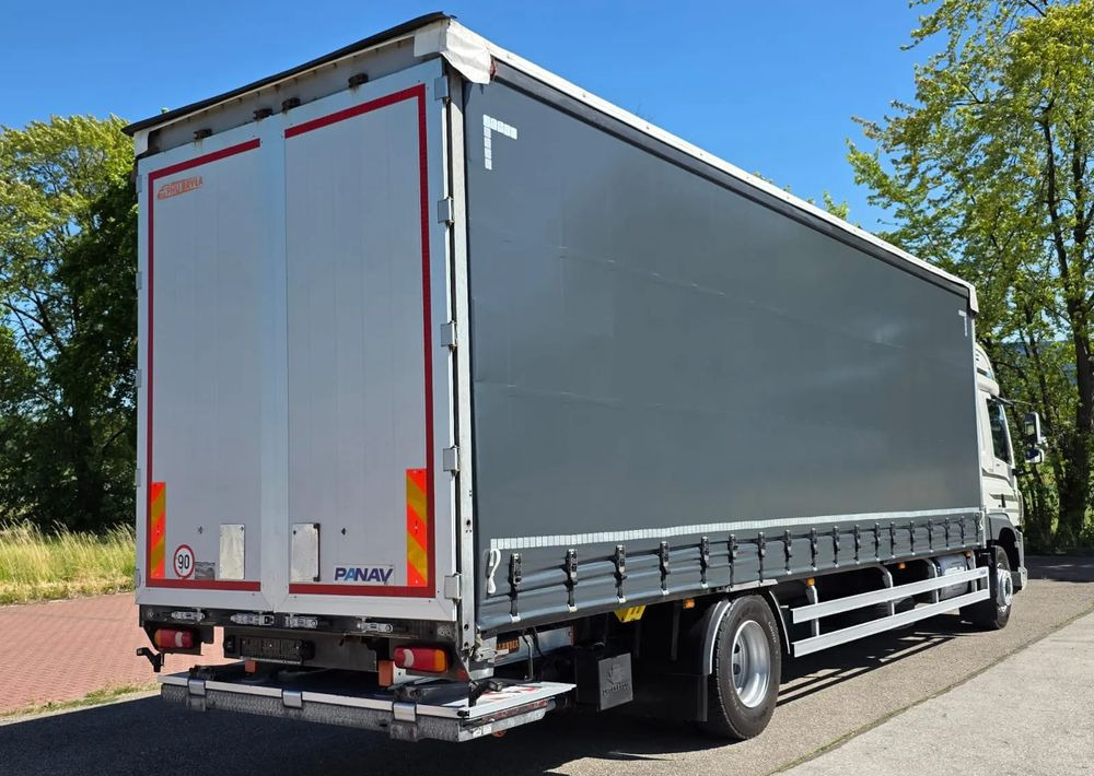 DAF CF290 / CF320 / FIRANKA / WINDA DHOLLANDIA / E6/ JEDEN WŁAŚCICIEL / SPROWADZONY / 22PALETY / 2019/ PODNOSZONY DACH / JAK NOWY - Camião de lona: foto 4 DAF CF290 / CF320 / FIRANKA / WINDA DHOLLANDIA / E6/ JEDEN WŁAŚCICIEL / SPROWADZONY / 22PALETY / 2019/ PODNOSZONY DACH / JAK NOWY - Camião de lona: foto 4