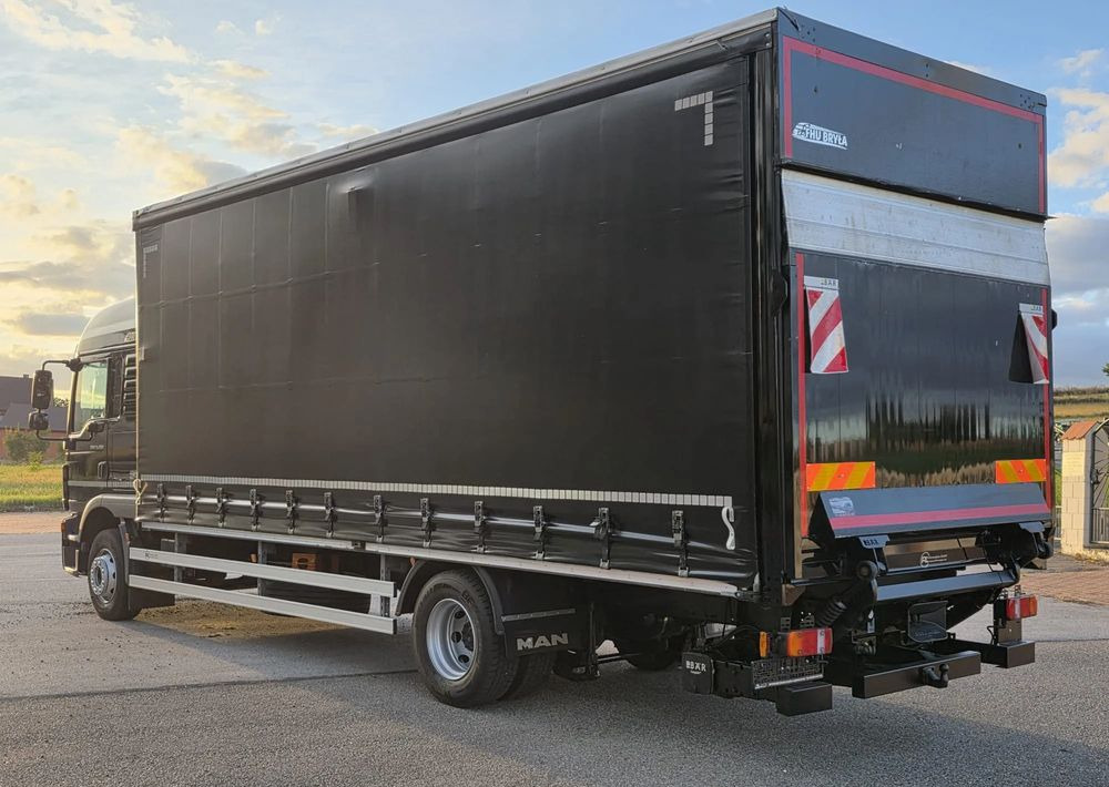 MAN TGM 15.290 / FIRANKA / 2019R / SPROWADZONY/ 7500 ŁADOWNOŚĆ / 18 PALET / E6 / JAK NOWY / WINDA / - Camião de lona: foto 5 MAN TGM 15.290 / FIRANKA / 2019R / SPROWADZONY/ 7500 ŁADOWNOŚĆ / 18 PALET / E6 / JAK NOWY / WINDA / - Camião de lona: foto 5