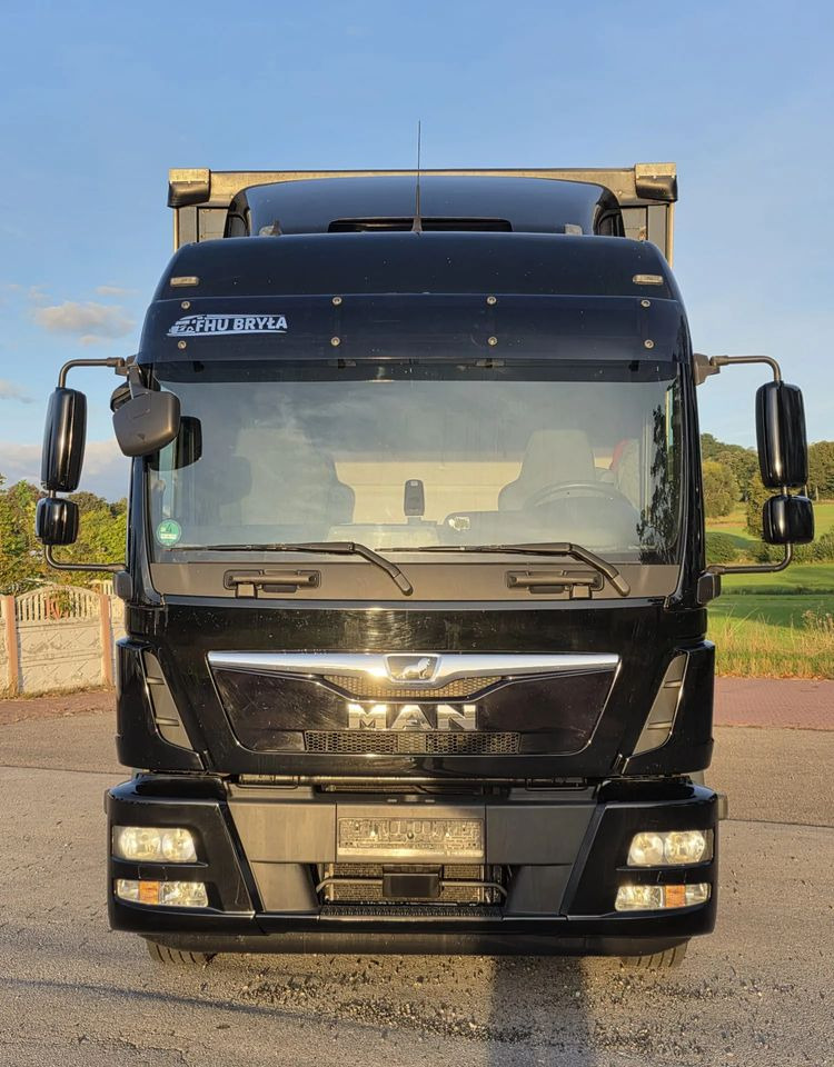 MAN TGM 15.290 / FIRANKA / 2019R / SPROWADZONY/ 7500 ŁADOWNOŚĆ / 18 PALET / E6 / JAK NOWY / WINDA / - Camião de lona: foto 3 MAN TGM 15.290 / FIRANKA / 2019R / SPROWADZONY/ 7500 ŁADOWNOŚĆ / 18 PALET / E6 / JAK NOWY / WINDA / - Camião de lona: foto 3