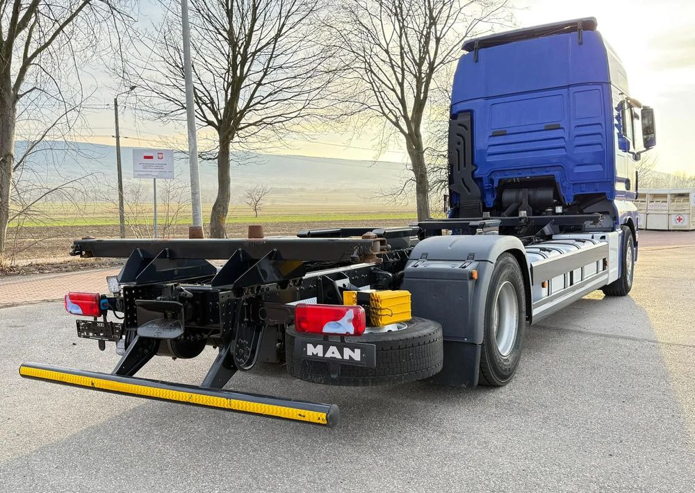 MAN TGX 18.430/SPROWADZONY/DO ŻYWCA/DO BYDŁA/2020/KLIMA POSTOJOWA/SERWISOWANY/JAK NOWY/NISKI PRZEBIEG/RAMA/BDF/E6 - Camião chassi: foto 5 MAN TGX 18.430/SPROWADZONY/DO ŻYWCA/DO BYDŁA/2020/KLIMA POSTOJOWA/SERWISOWANY/JAK NOWY/NISKI PRZEBIEG/RAMA/BDF/E6 - Camião chassi: foto 5